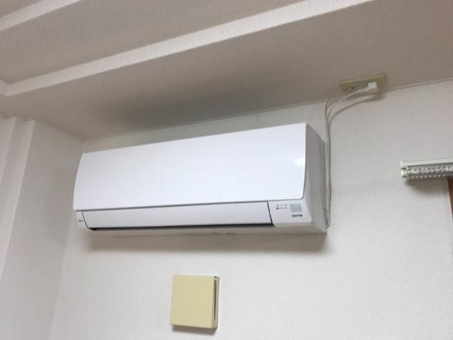 y̑ݔz@
