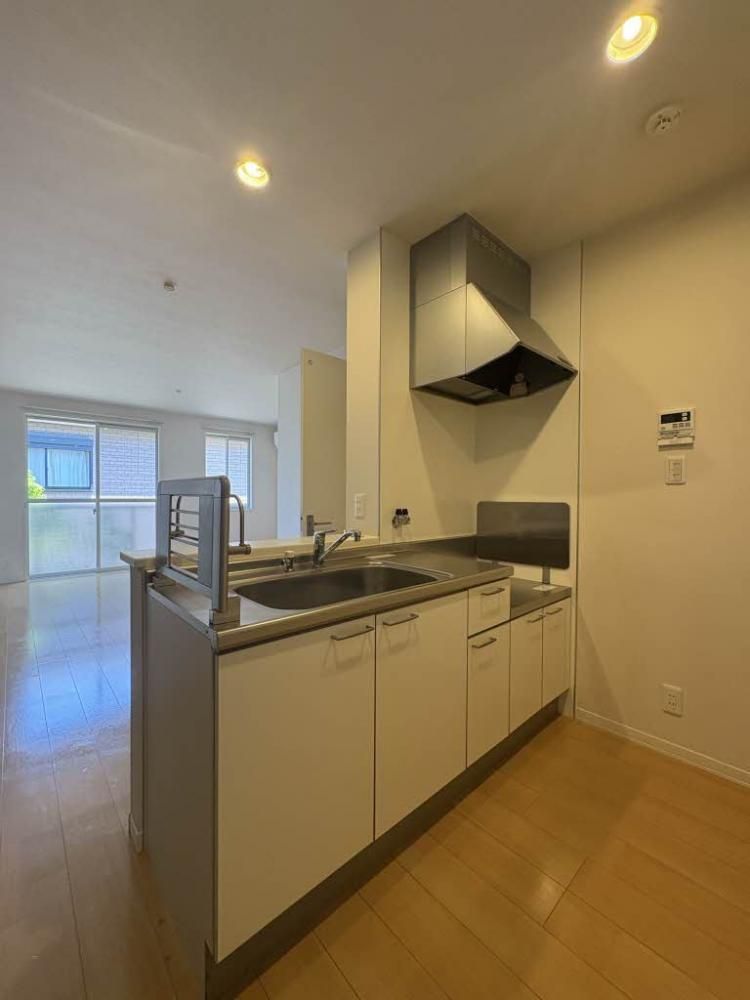 �y�L�b�`���z�@