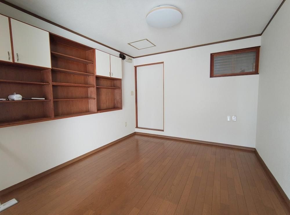 �y���̑������E�X�y�[�X�z�@