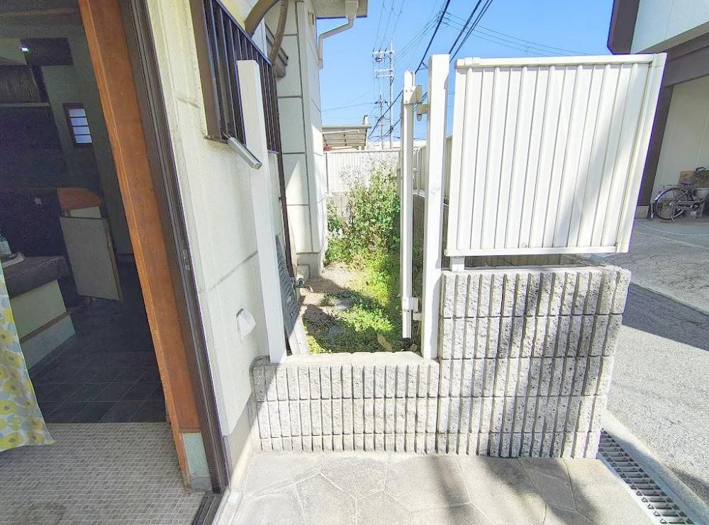 �y�G���g�����X�z�@