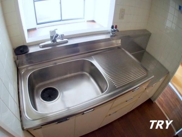 �y�L�b�`���z�@