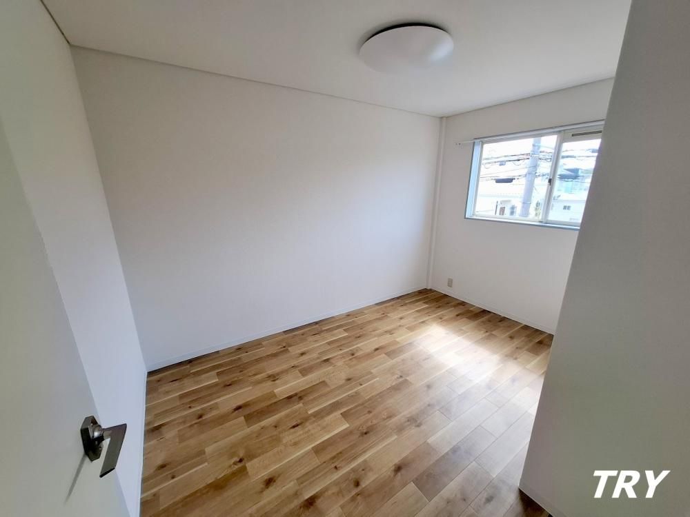 �y�Q���z�@�m���@5.7��