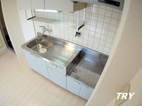 �y�L�b�`���z�@