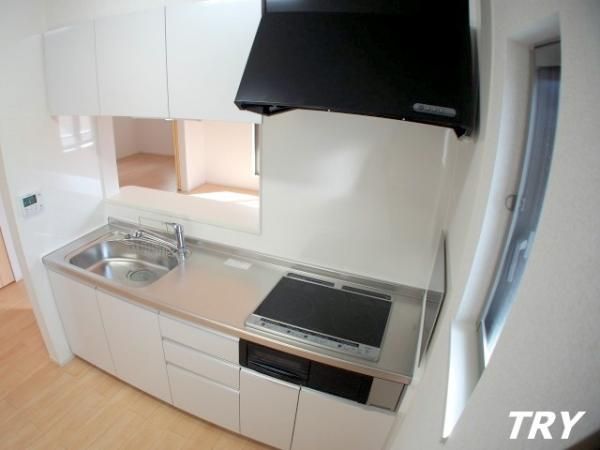 yLb`z@