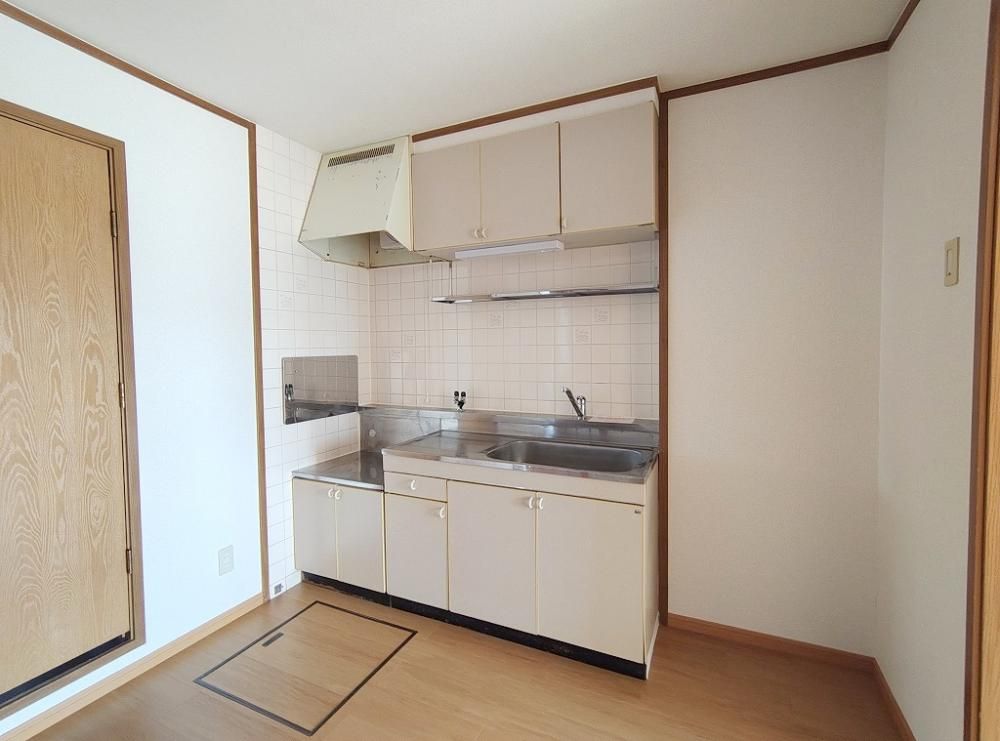 �y�L�b�`���z�@