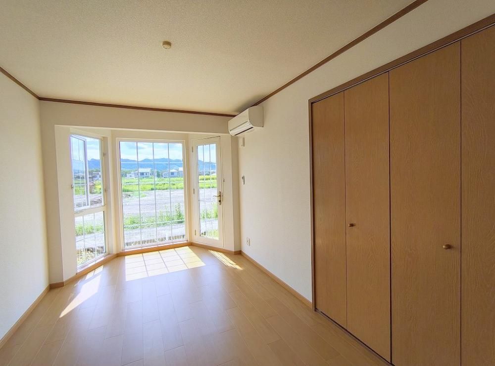 �y���̑������E�X�y�[�X�z�@