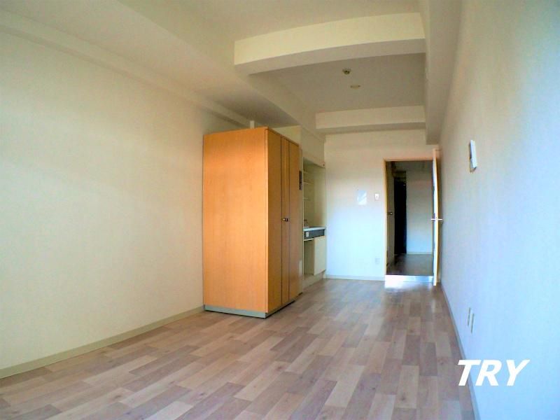 �y���ԁE���r���O�z�@