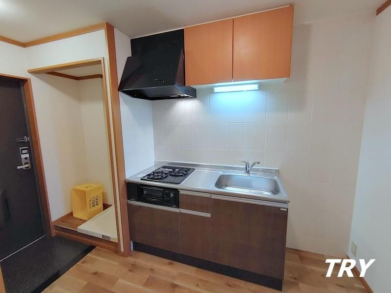 �y�L�b�`���z�@