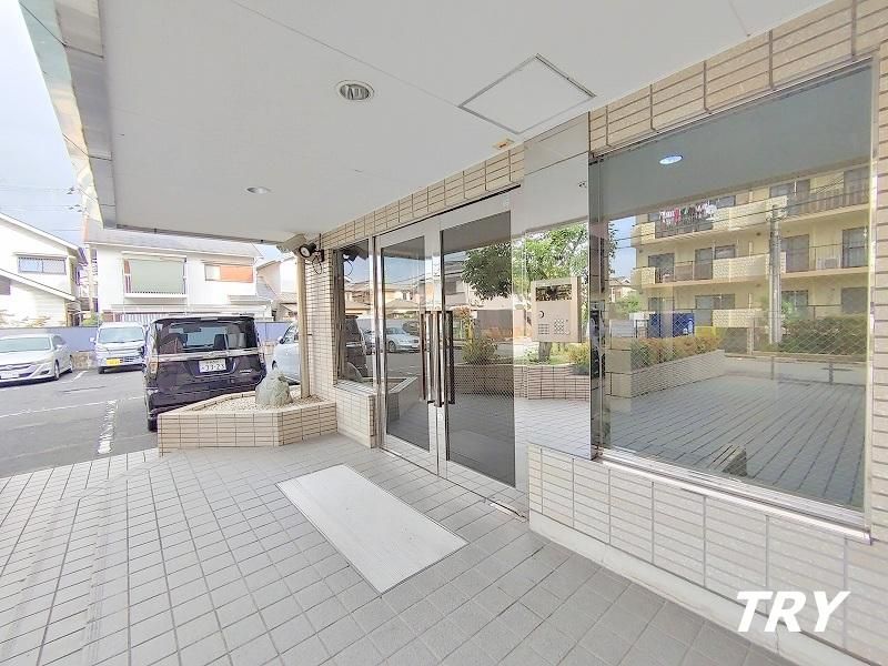 �y�G���g�����X�z�@