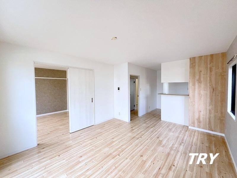 �y���ԁE���r���O�z�@