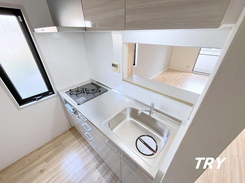 �y�L�b�`���z�@