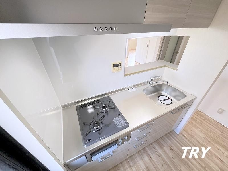 �y�L�b�`���z�@