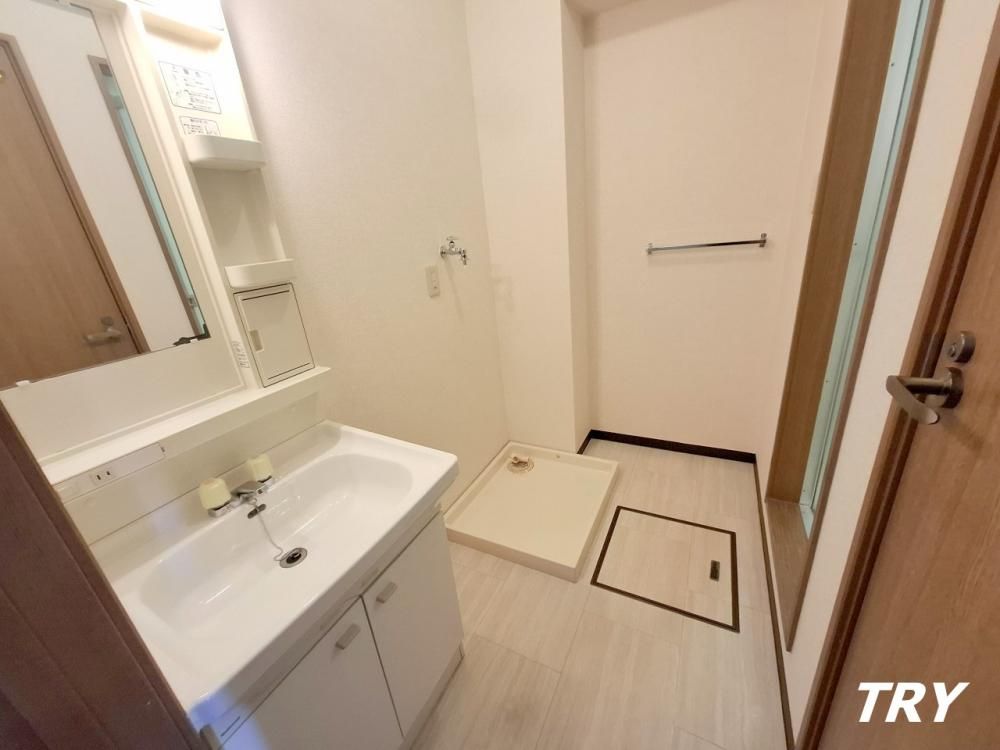 �y���ʏ��z�@