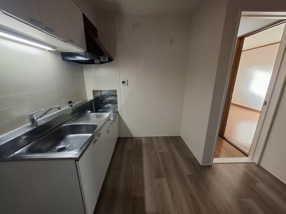 �y�L�b�`���z�@