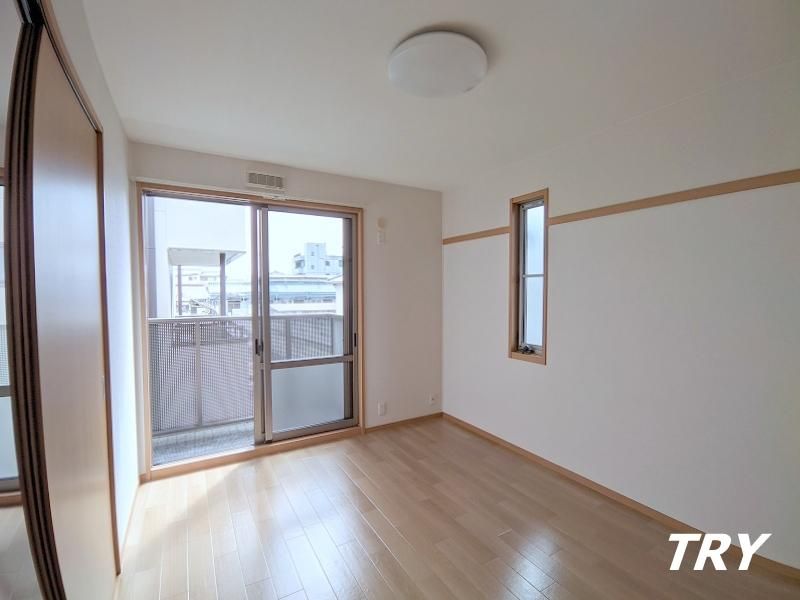 �y�Q���z�@