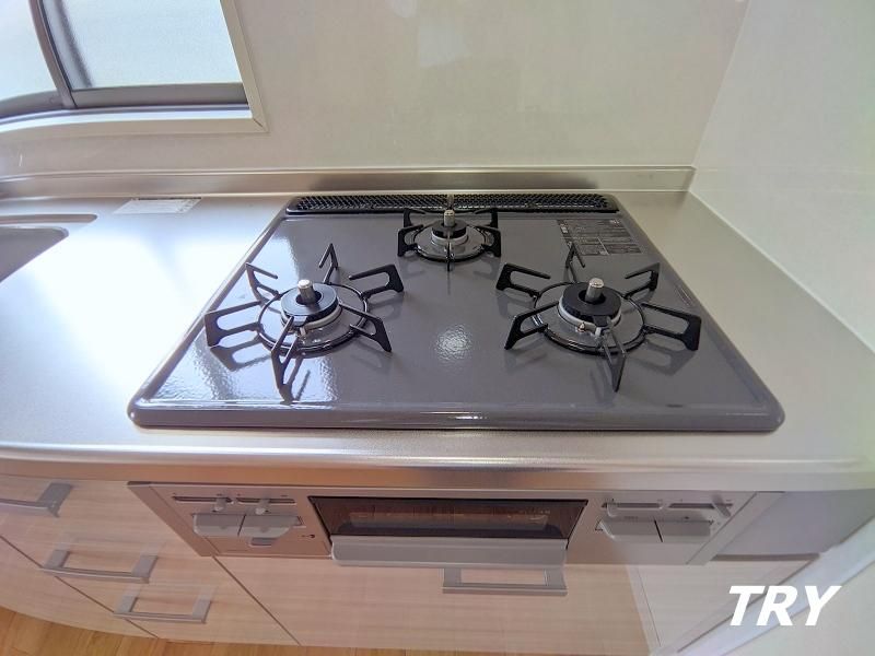 �y�L�b�`���z�@