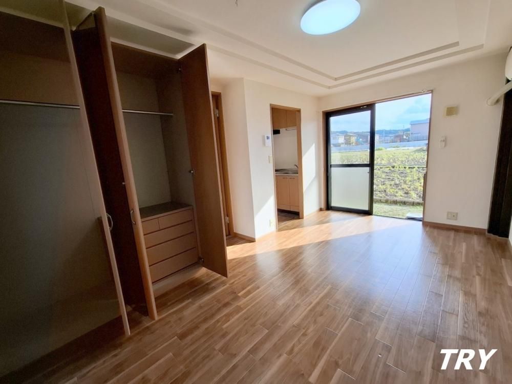 �y�Q���z�@