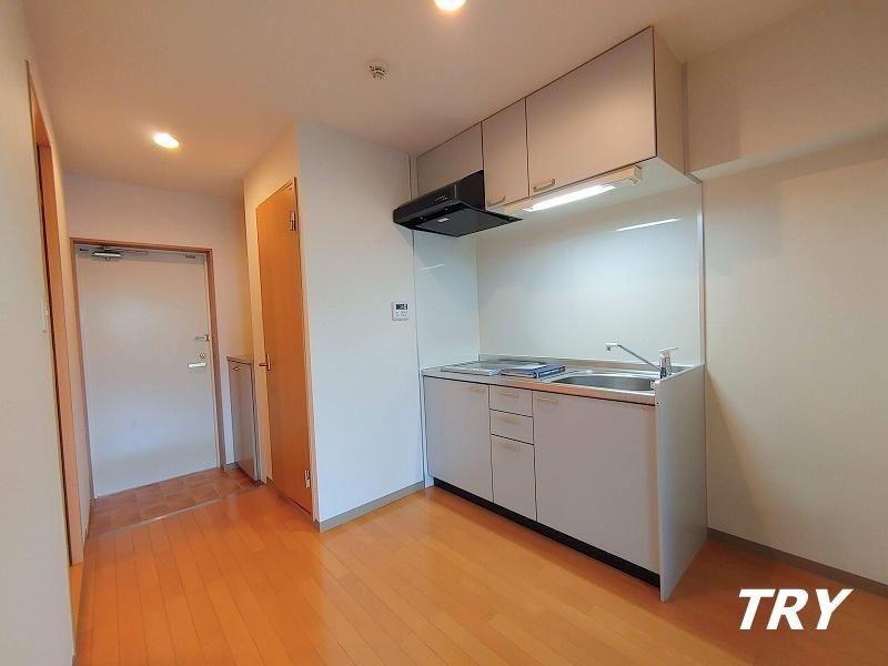 �y�L�b�`���z�@