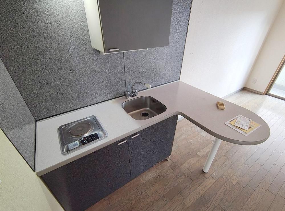 �y�L�b�`���z�@