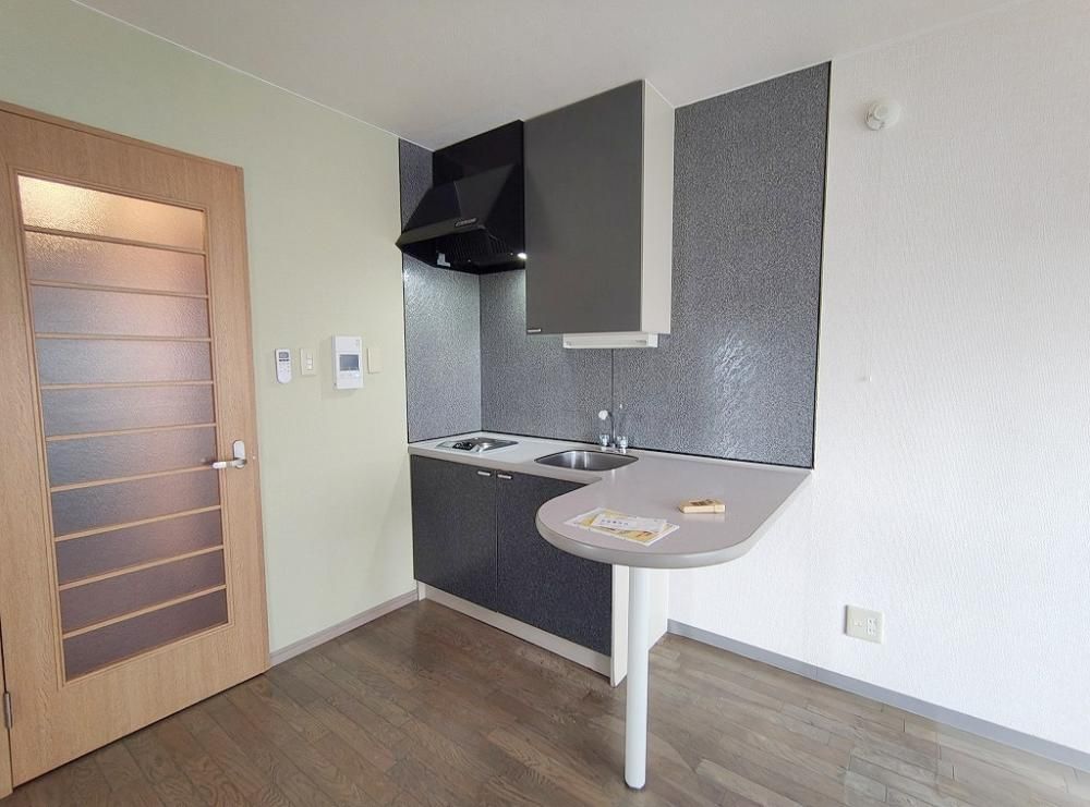 �y�L�b�`���z�@