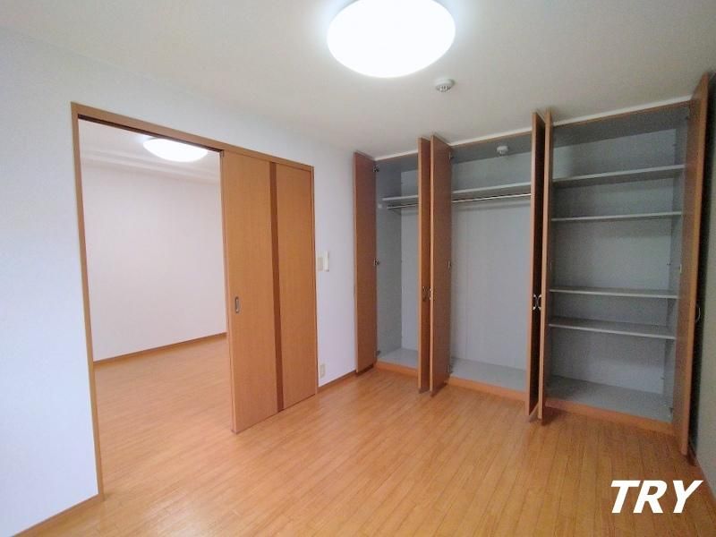 �y�Q���z�@