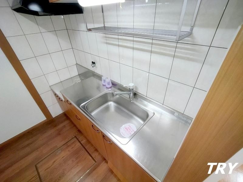 �y�L�b�`���z�@