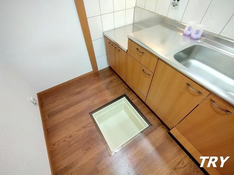 �y���[�z�@