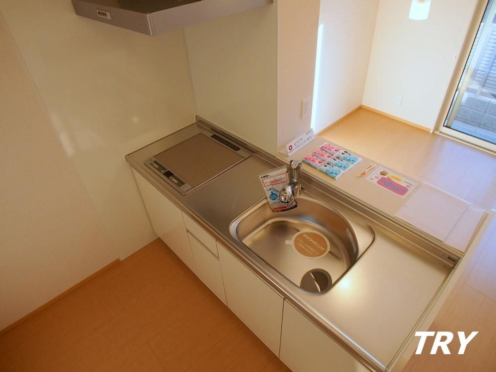 �y�L�b�`���z�@