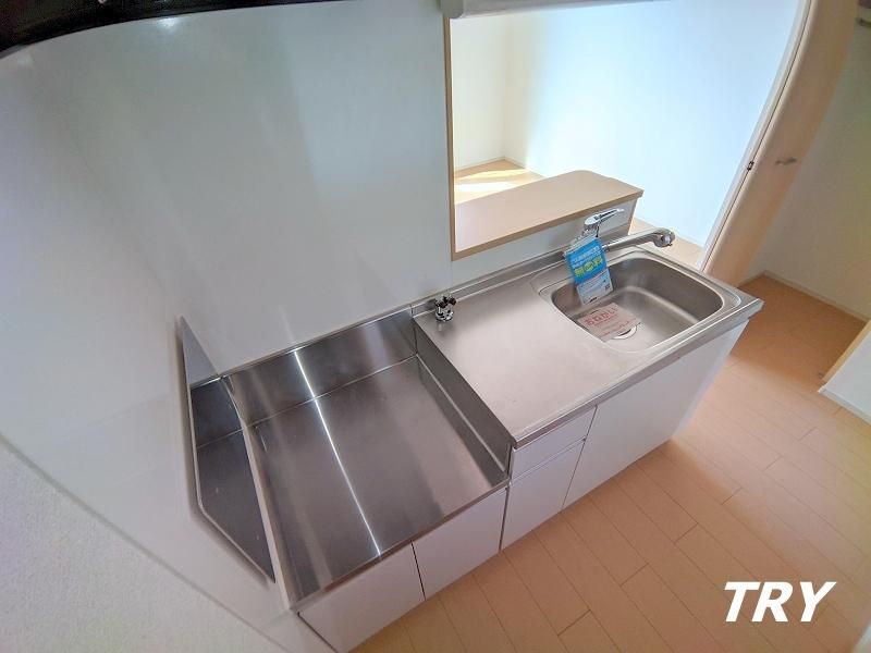 �y�L�b�`���z�@