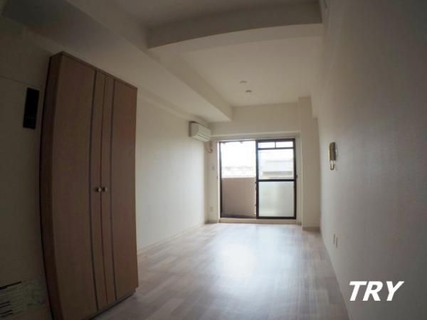 �y���ԁE���r���O�z�@