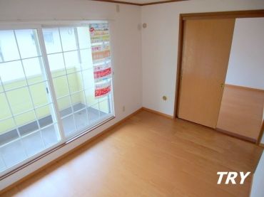 �y���ԁE���r���O�z�@