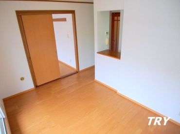 �y���ԁE���r���O�z�@