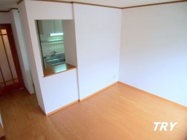 �y���ԁE���r���O�z�@