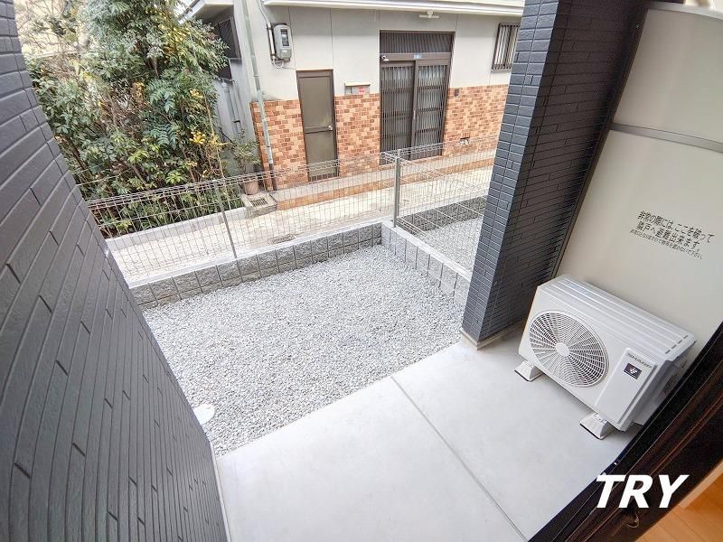 �y�o���R�j�[�z�@