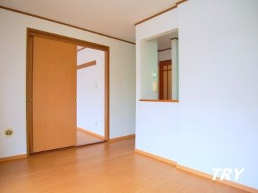 �y�����E���r���O�z�@