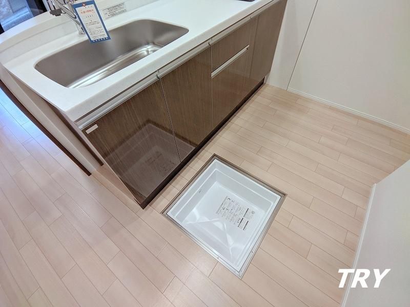 �y���[�z�@