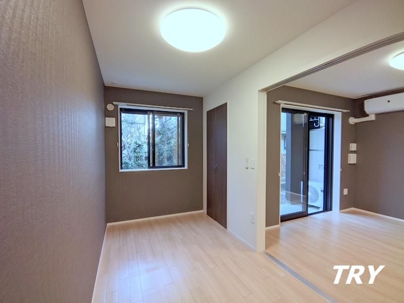 �y�Q���z�@