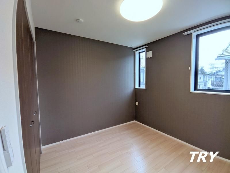 �y�Q���z�@