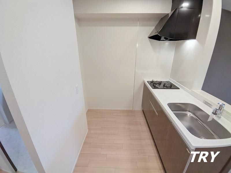 �y�L�b�`���z�@