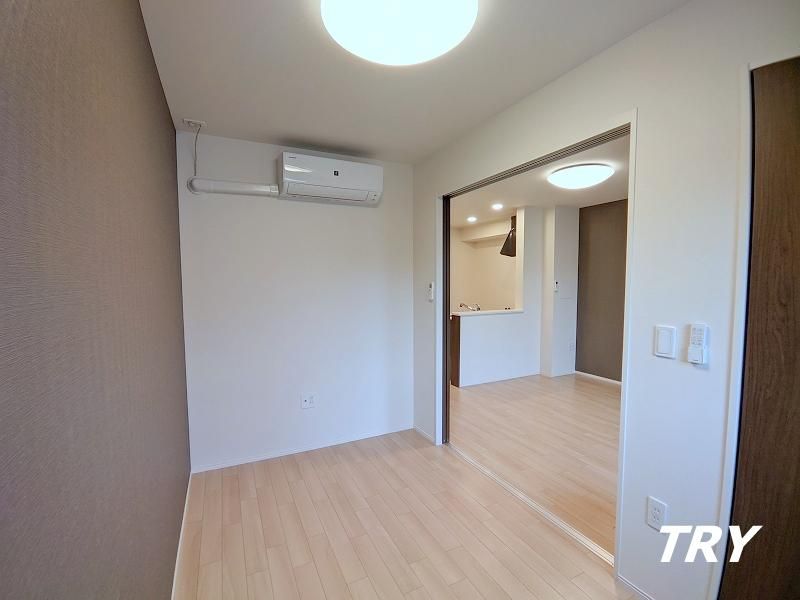 �y�Q���z�@