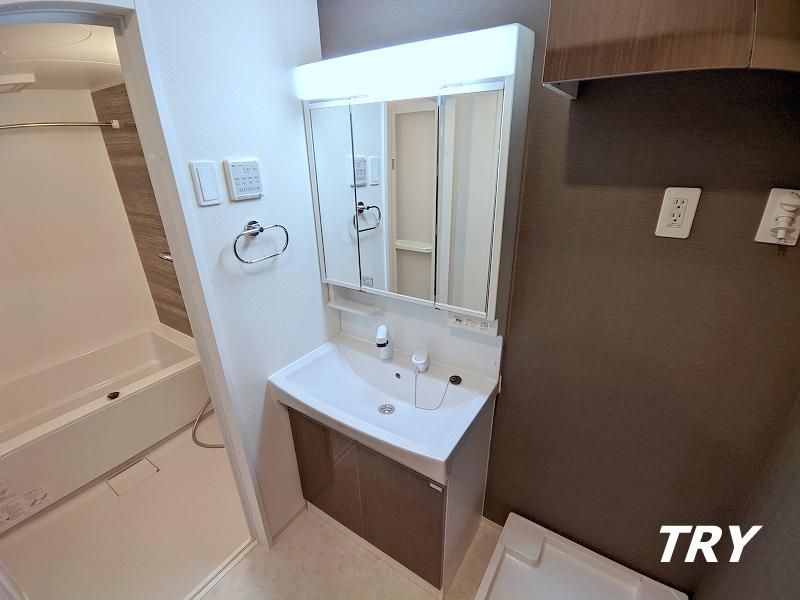 �y���ʏ��z�@