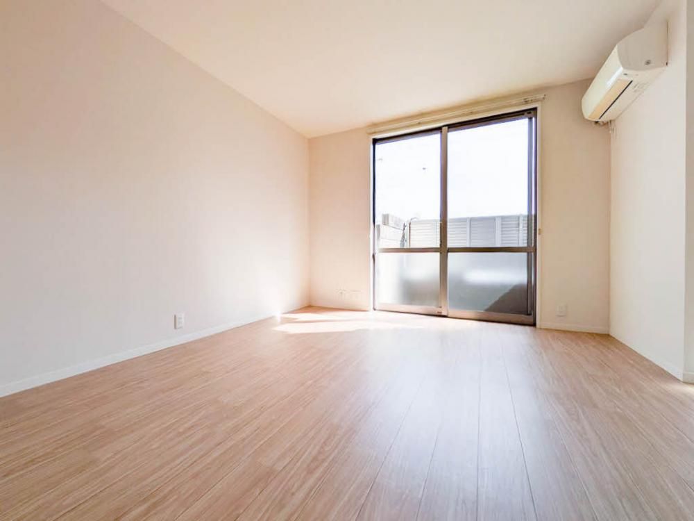 �y���ԁE���r���O�z�@