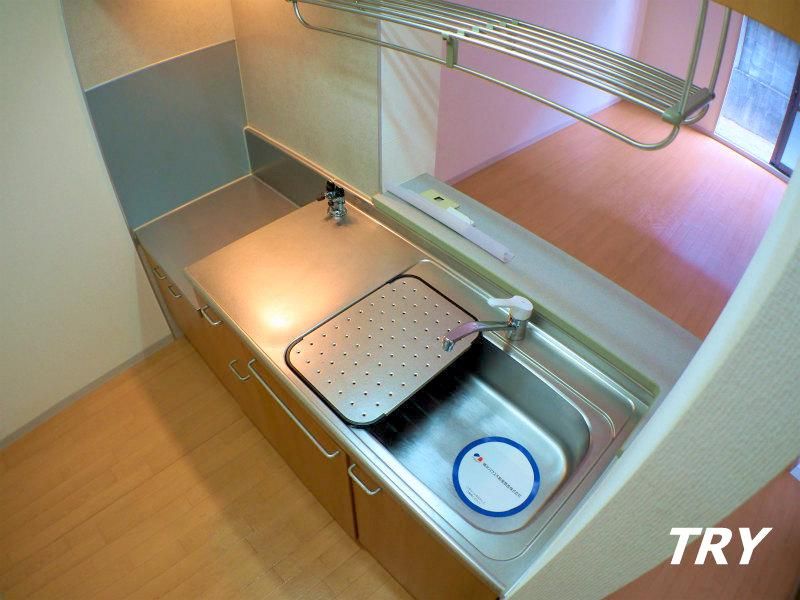 �y�L�b�`���z�@