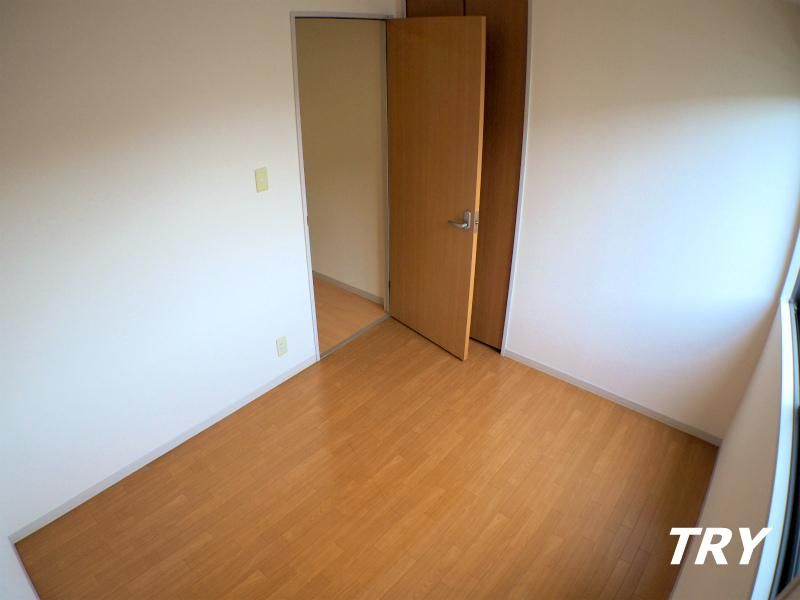 �y�Q���z�@