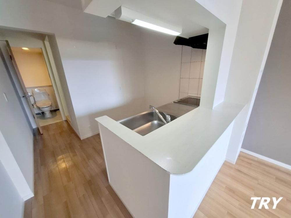 �y�L�b�`���z�@