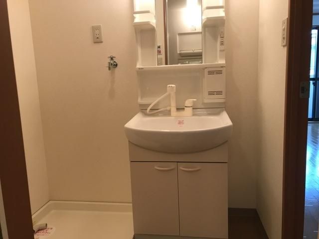 �y���ʏ��z�@