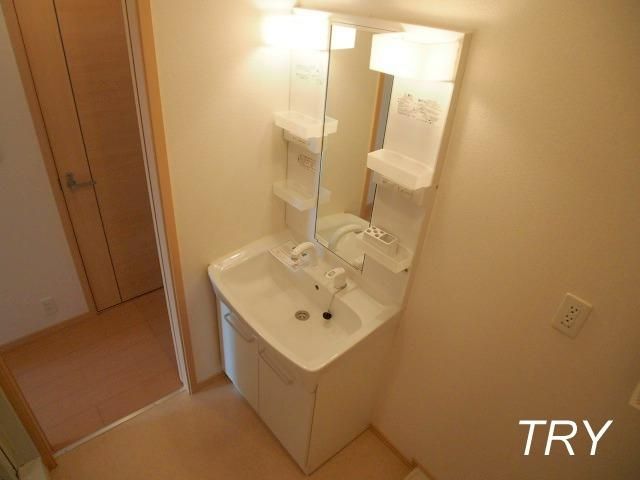 �y���ʏ��z�@