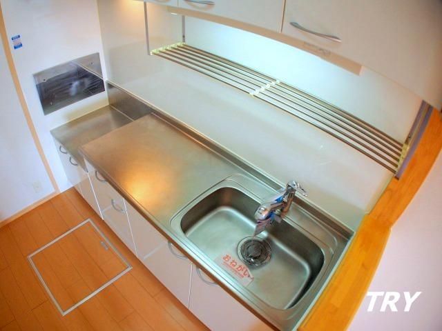 �y�L�b�`���z�@