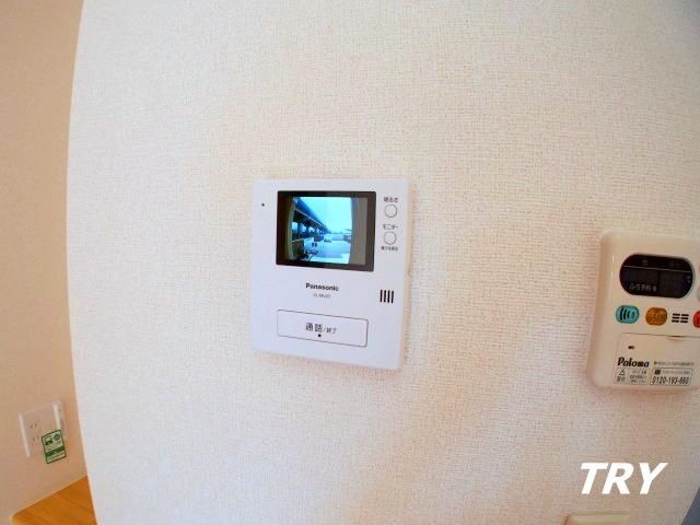 �y���̑��ݔ��z�@