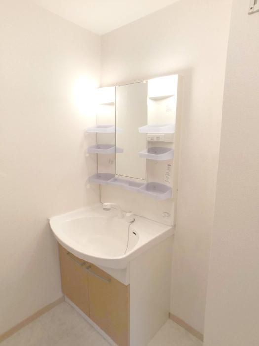 �y���ʏ��z�@